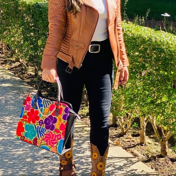 ‼️ BRIGHT 💯% LEATHER HAND EMBROIDERED PURSE - Picture 10 of 15